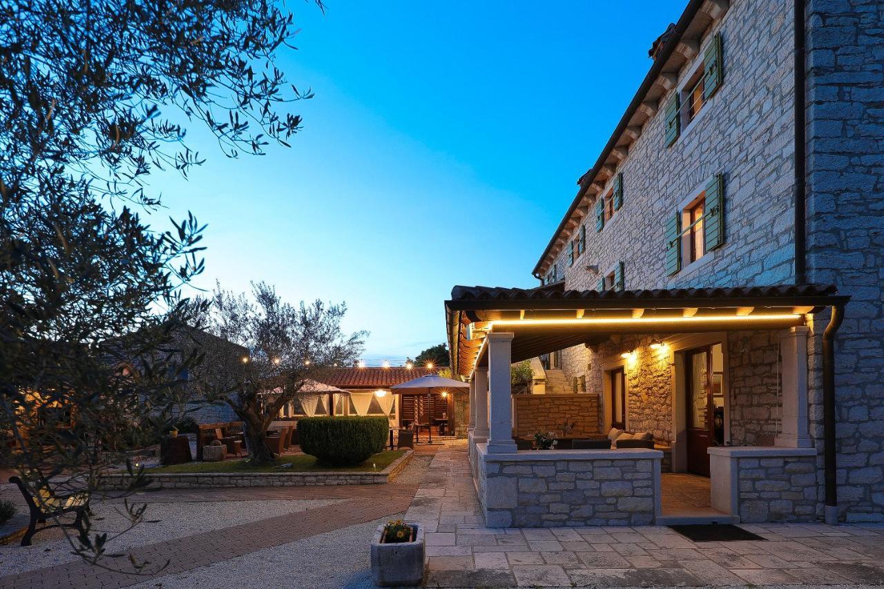 B & B Casa Rustica Dva Baladura Rooms Kanfanar Buitenkant foto