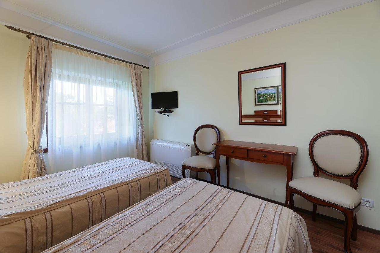 B & B Casa Rustica Dva Baladura Rooms Kanfanar Buitenkant foto